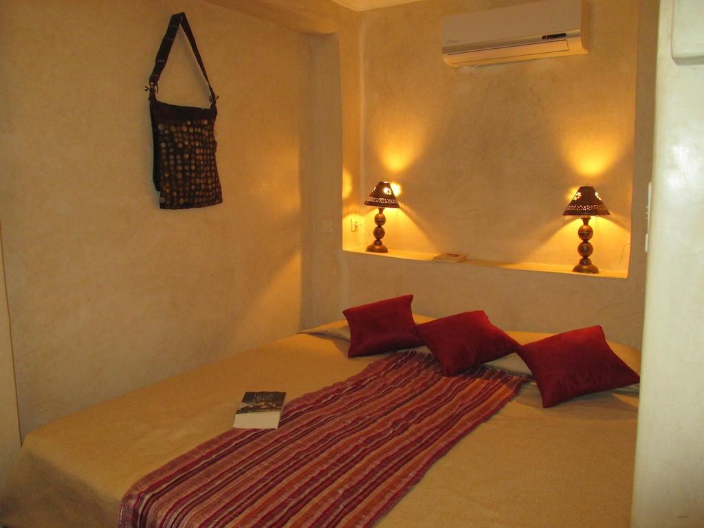 Dar Les Epices Villa Marrakesh Room photo